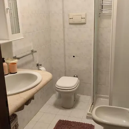 Vista Lago Con Piscina Toscolano Maderno